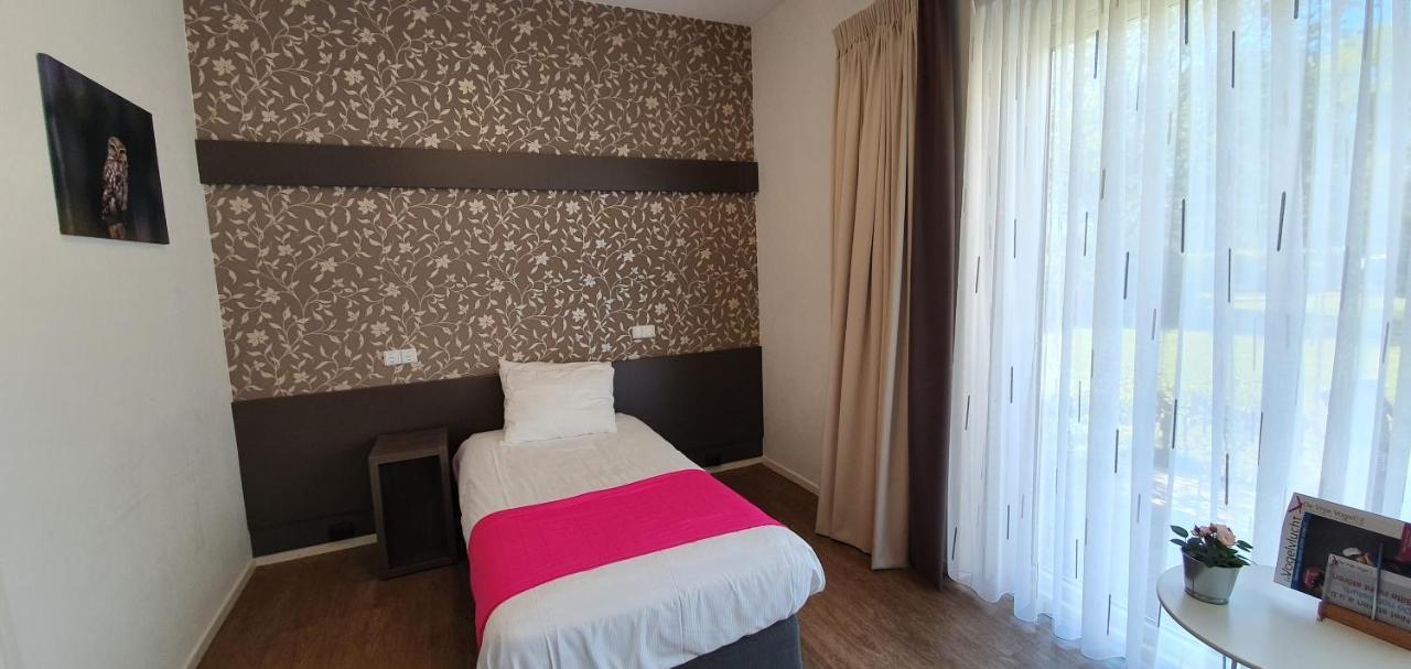 B&B Hotel De Vrije Vogel Elsloo  Экстерьер фото